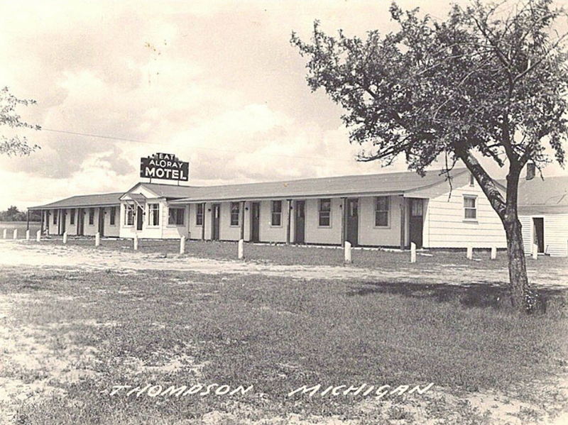 Al-O-Ray Motel - Old Postcard